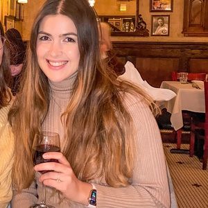 Meet your Posher, Sabrina